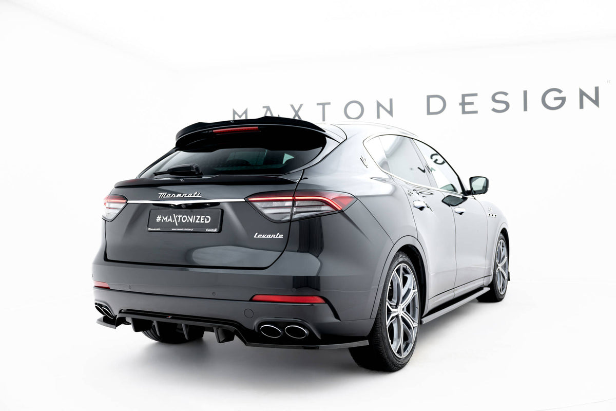 Spoilerforlenger V.1 for Maserati Levante GT i nærbilde med synlig ABS-tekstur