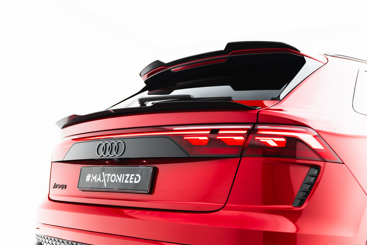 Spoiler Cap V.1 i blank sort ABS til Audi RSQ8 Mk1 Facelift sett bakfra