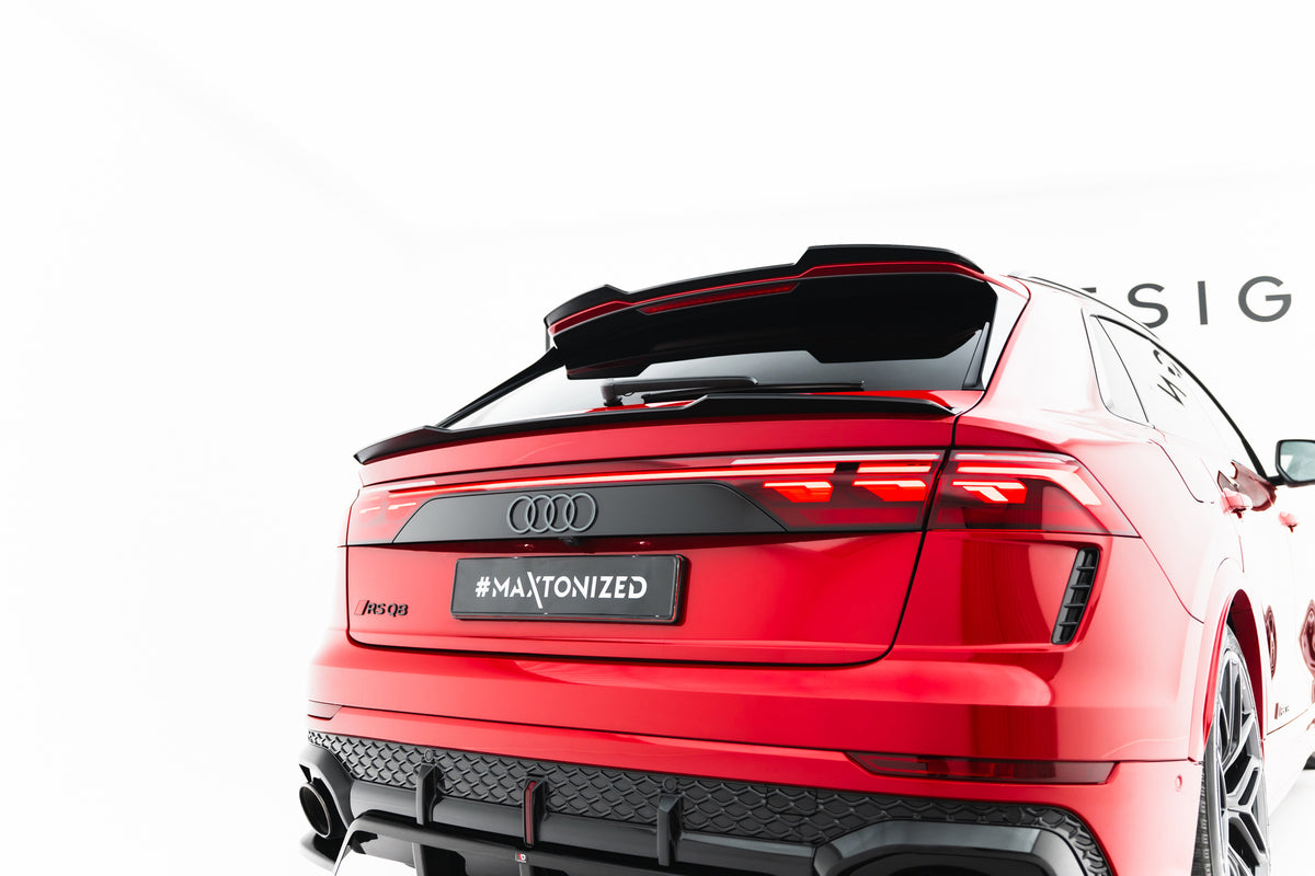 Spoiler Cap V.2 i blank sort ABS til Audi RSQ8 Mk1 Facelift sett bakfra