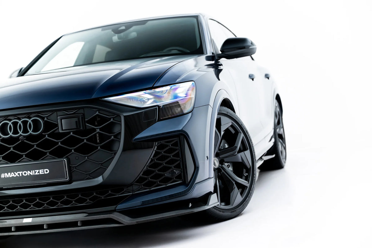 Sidevisning av prepreg-karbon frontsplitter til Audi RSQ8 Mk1 Facelift