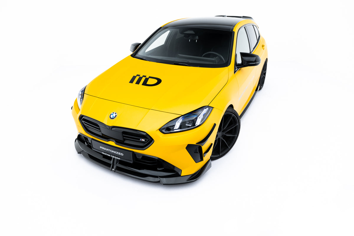 Nærbilde av karbonfibervev på frontsplitter til BMW 1-serie M-Pack F70