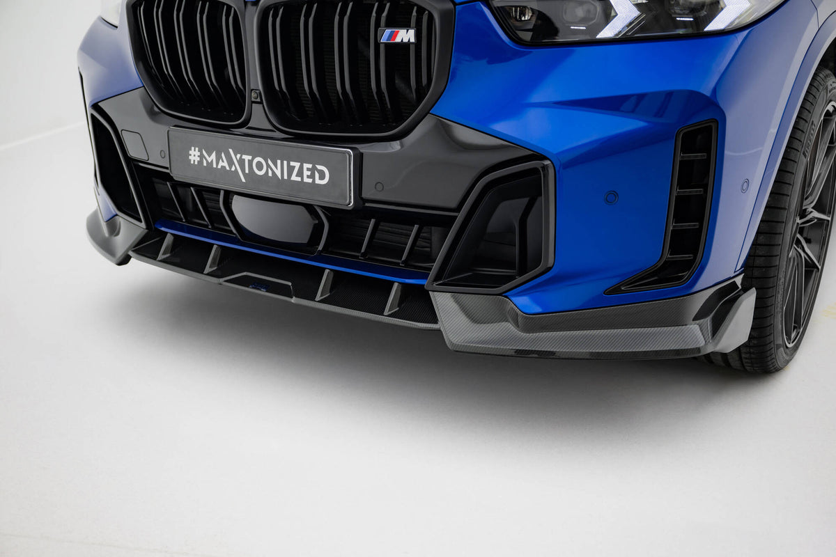Detalj av monteringshull på karbon frontsplitter til BMW X5 G05