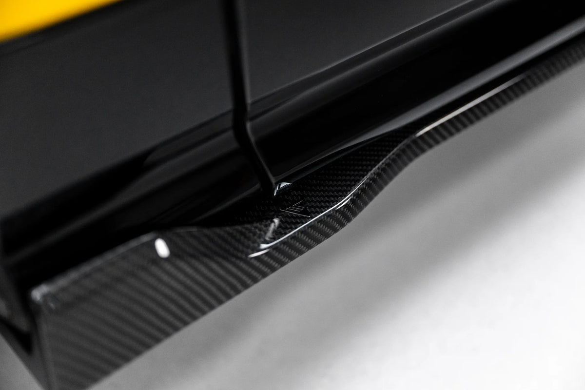 Maxton Carbon SD sideskjørt til Lamborghini Urus Mk1 sett fra siden