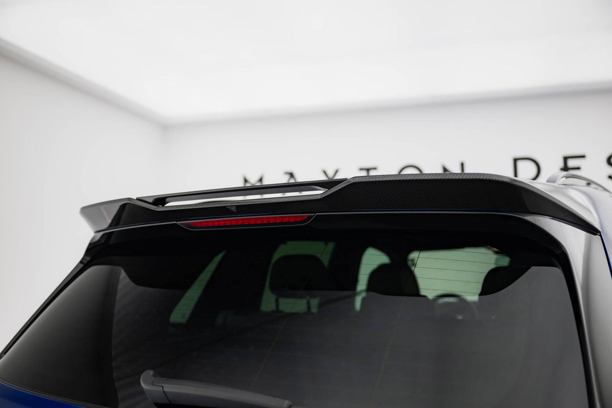 Hekkspoiler i prepreg karbonfiber til BMW X5 M-Pack G05 Facelift sett bakfra
