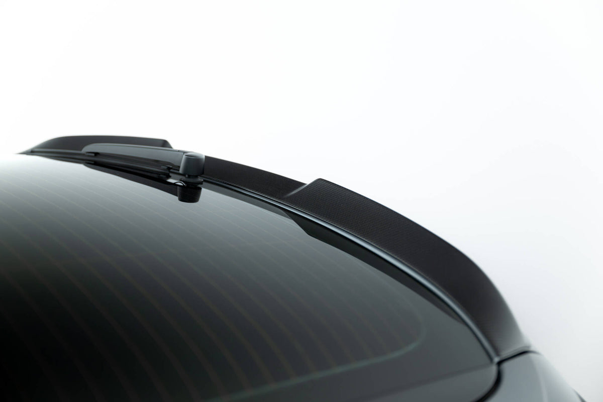 Prepreg carbon hekkspoiler for Audi RS6 C8 vist ovenfra