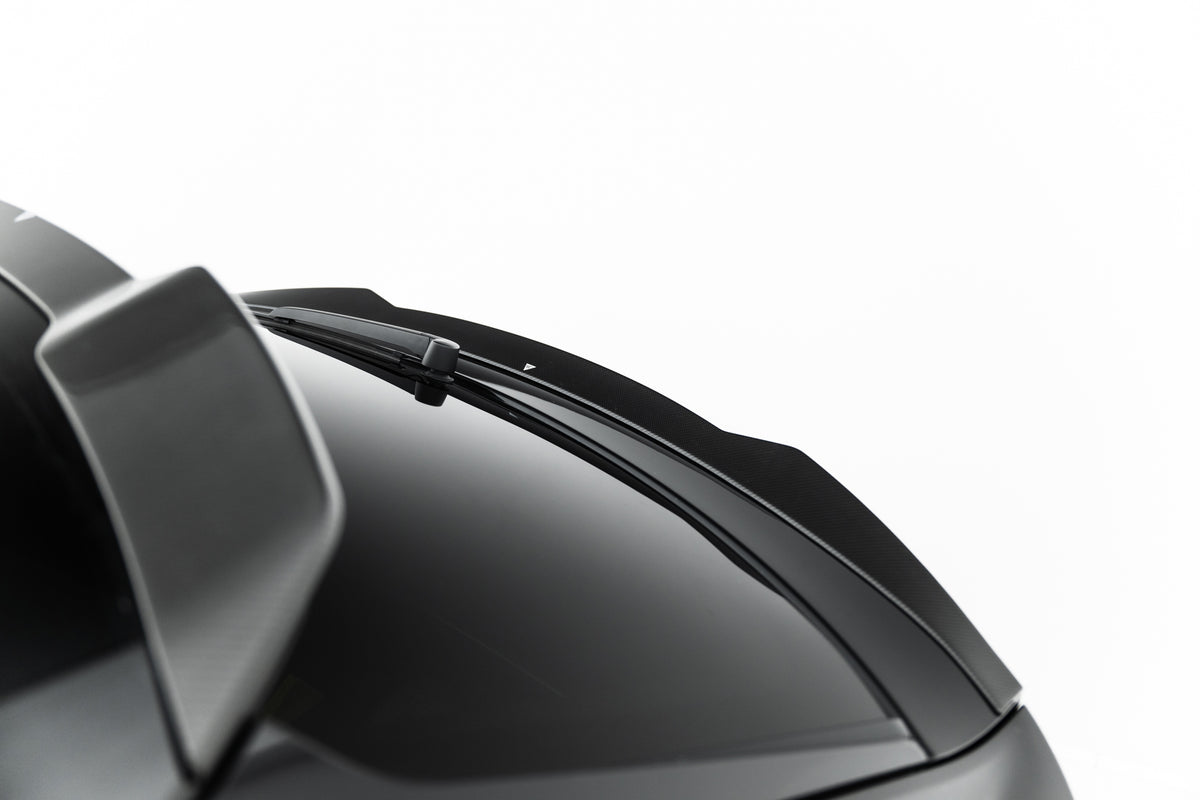 Hekkspoiler i karbonfiber til Audi Q8 Mk1 facelift, detaljbilde