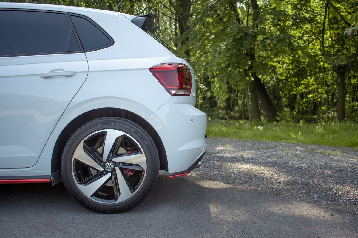 Bakre splittere montert på støtfanger, VW Polo GTI MK6 sett bakfra