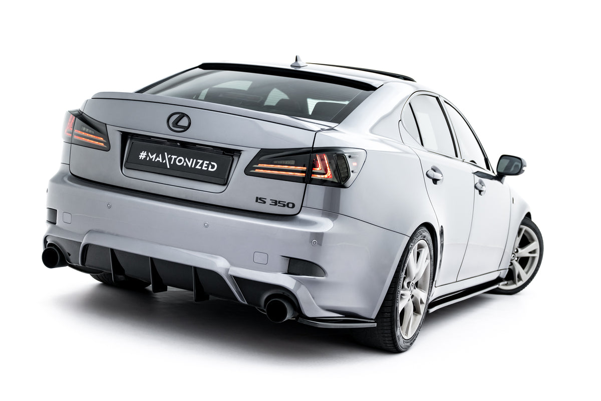 Montert sidesplitter bak på Lexus IS F-Sport Mk2 Facelift