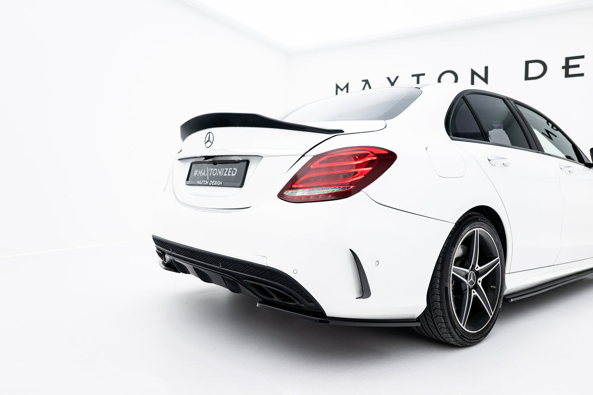 Bakre sidesplitter til Mercedes C43 AMG Sedan W205 i nærbilde