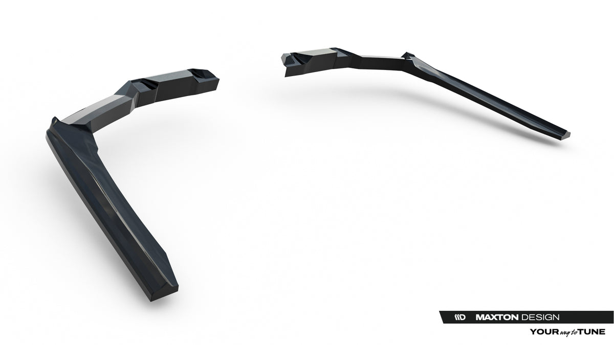Detaljbilde av sidesplitter bak G60/G61 i Gloss Black ABS