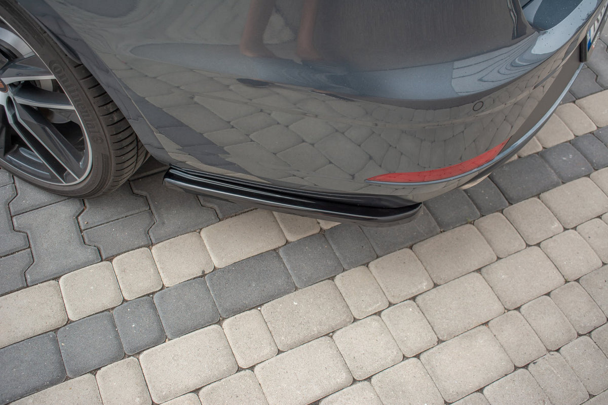 Bakre sideflaps V.1 til Seat Leon Cupra MK3 FL Sportstourer sett ovenfra
