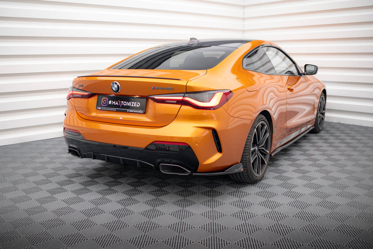 Sideflaps bak V2 for BMW M440i G22/G23 vist fra baksiden