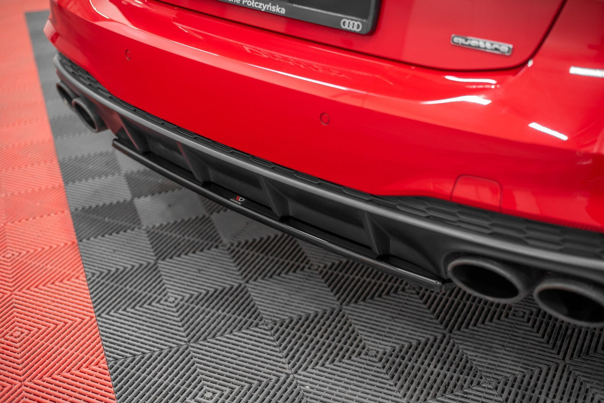 Maxton Design diffuser montert på Audi S7 C8 sett fra skrå vinkel