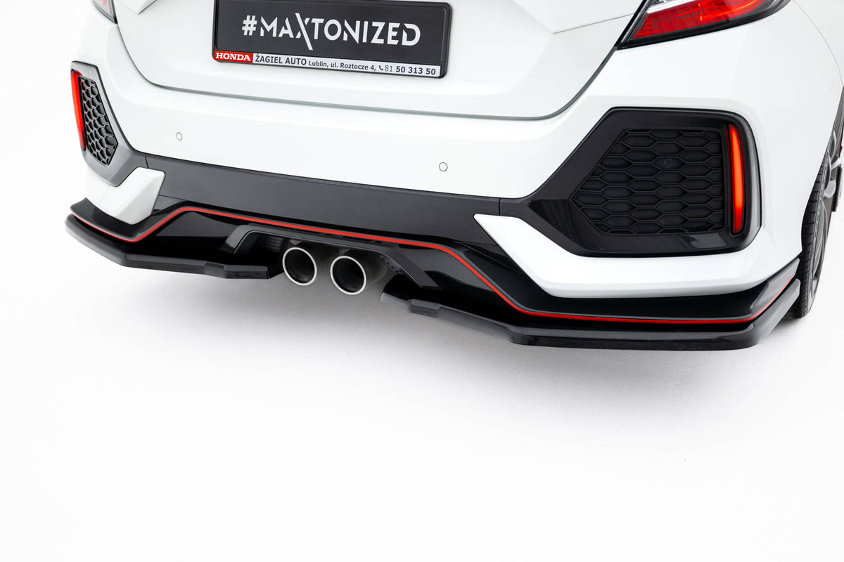 Diffuser til Honda Civic Sport MK 10 sett bakfra i strukturert svart finish