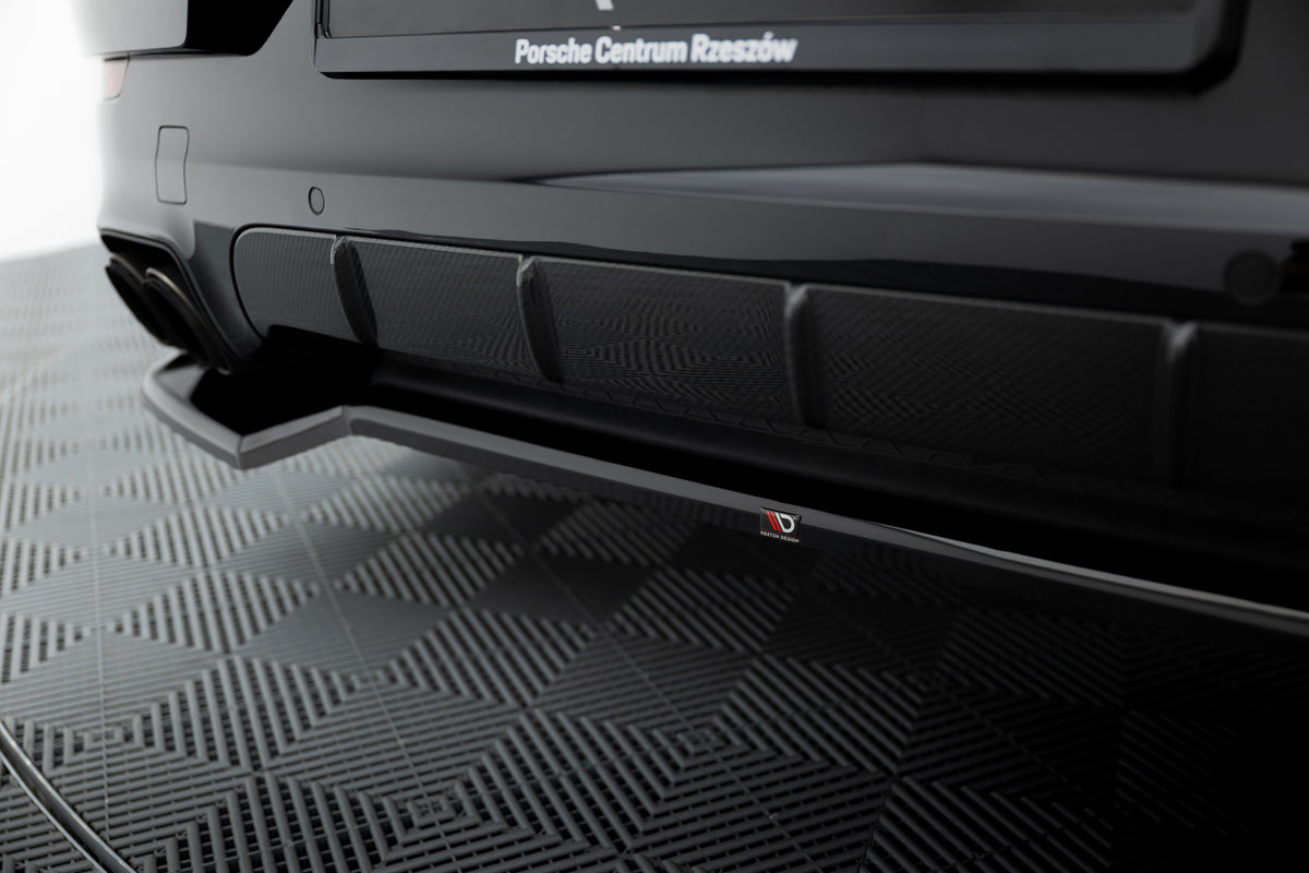 Porsche Cayenne Mk3 Facelift bakdiffuser sett underfra