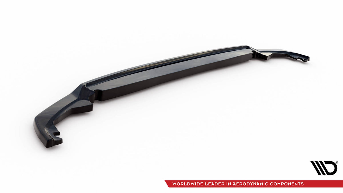 Toyota Yaris MK3 Facelift med bakre diffuser sett fra siden