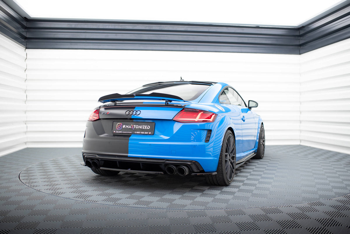 Bakre diffuser til Audi TT S 8S facelift i sort ABS-plast sett bakfra