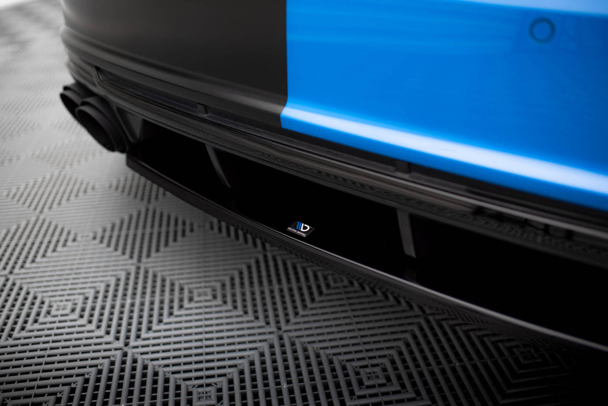 Diffuser til Audi TT S 8S sett ovenfra med synlig overflatetekstur