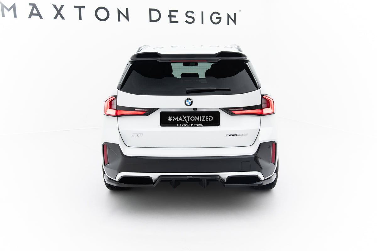 Maxton Design bakre sidesplitter montert på BMW X1 M-Pakke U11, detaljbilde