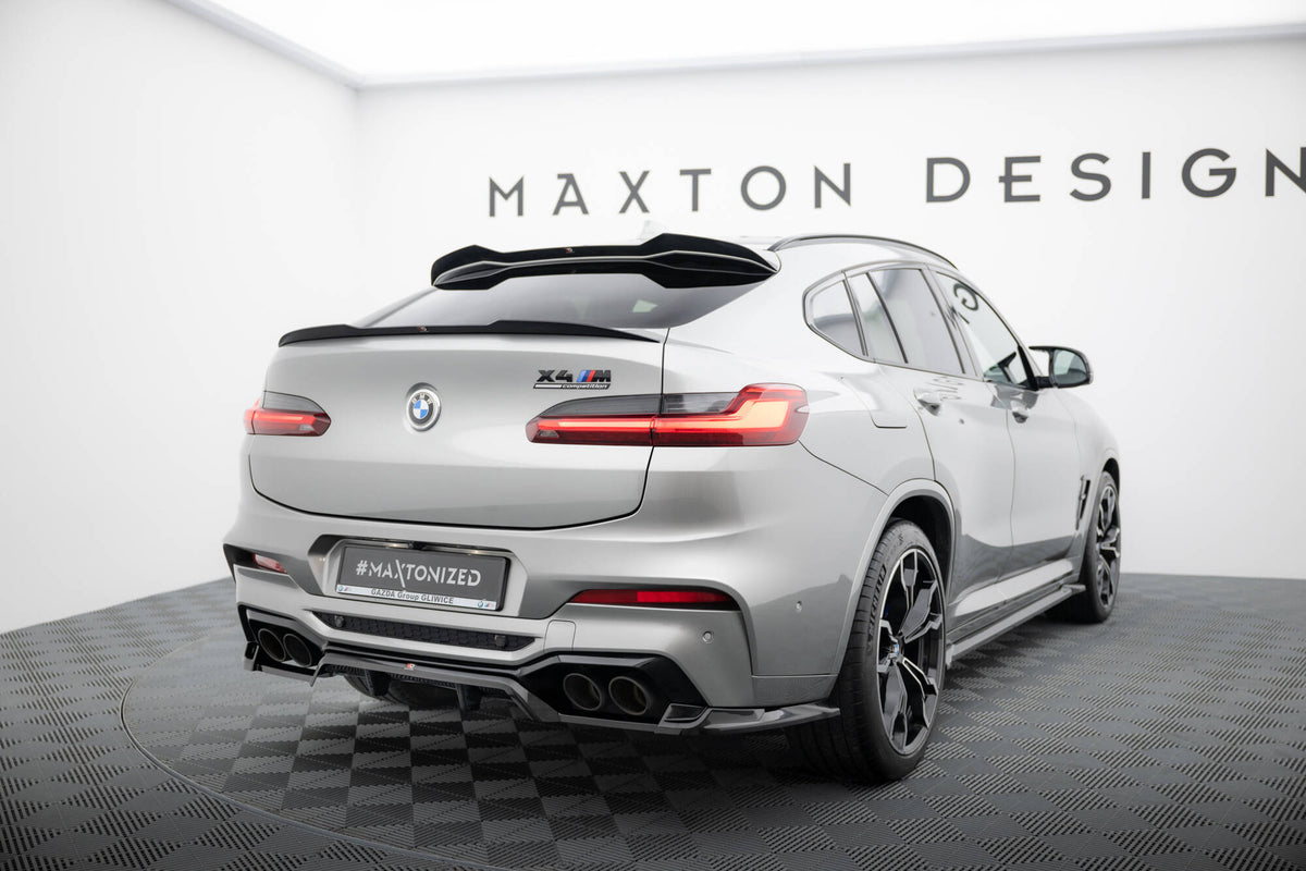 Diffuser BMW X4 M F98 i matt svart finish, nærbilde