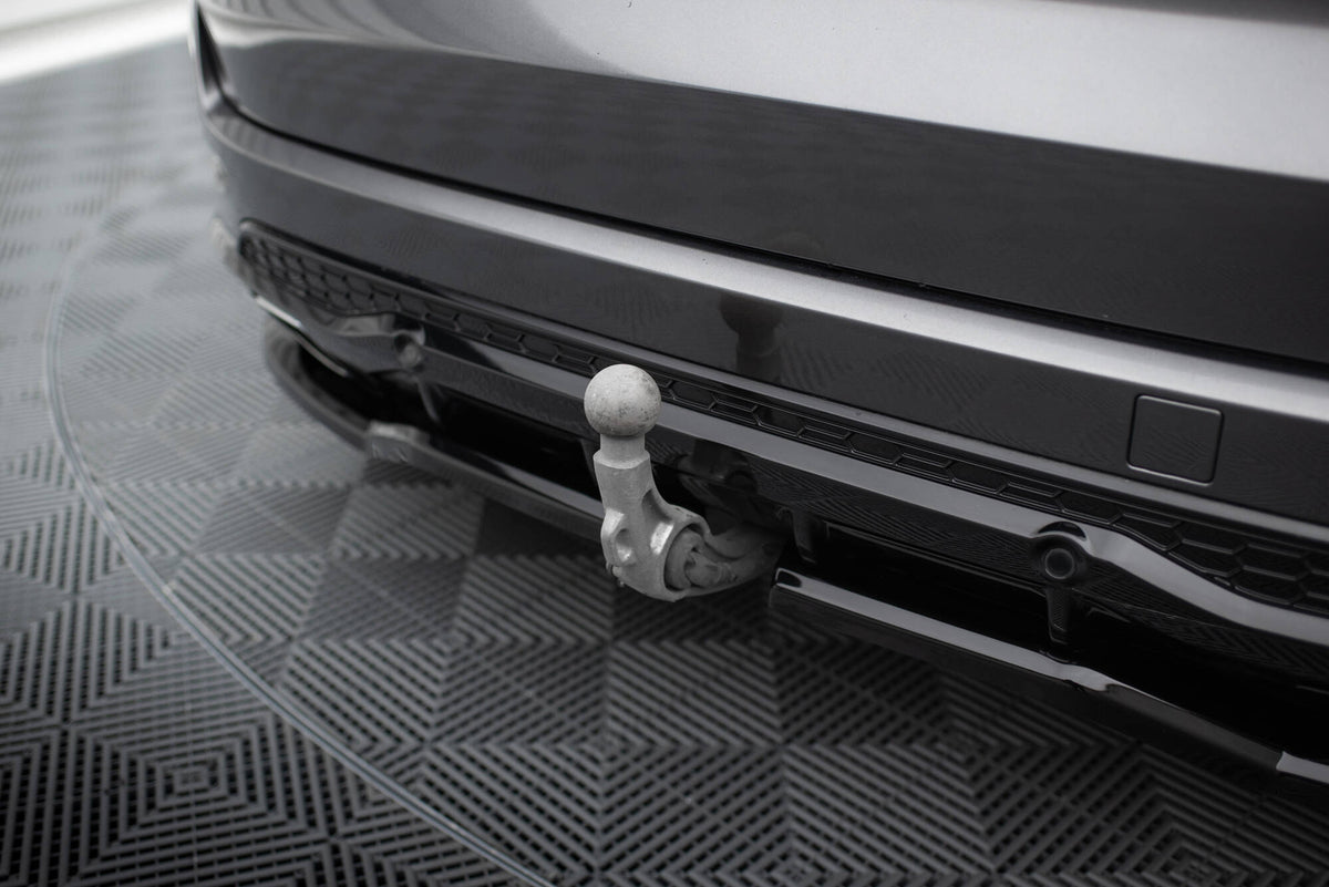 Ford S-Max ST-Line MK2 med Maxton-diffuser og vertikale stenger, sidevinkel