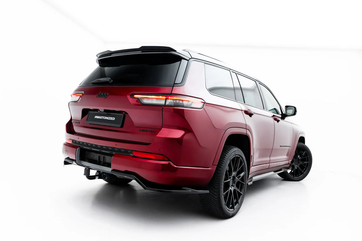 Baksplitter montert på bakre støtfanger på Jeep Grand Cherokee L Mk5