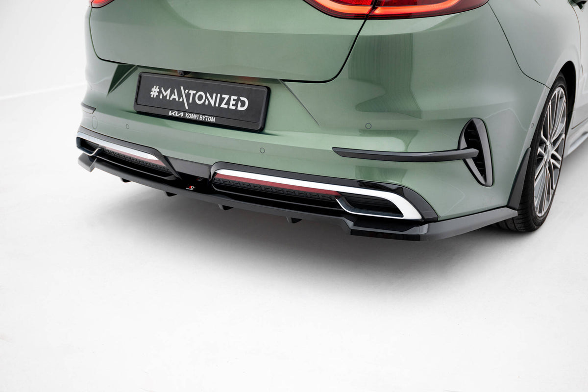 Bakre splitter fra Maxton montert på Kia Proceed GT-Line i nærbilde