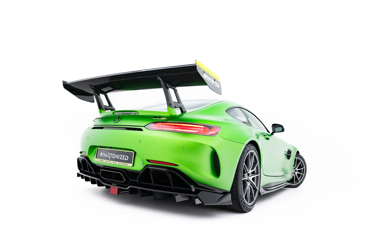 Baksplitter i blank sort sett fra siden – Mercedes-AMG GT R C190
