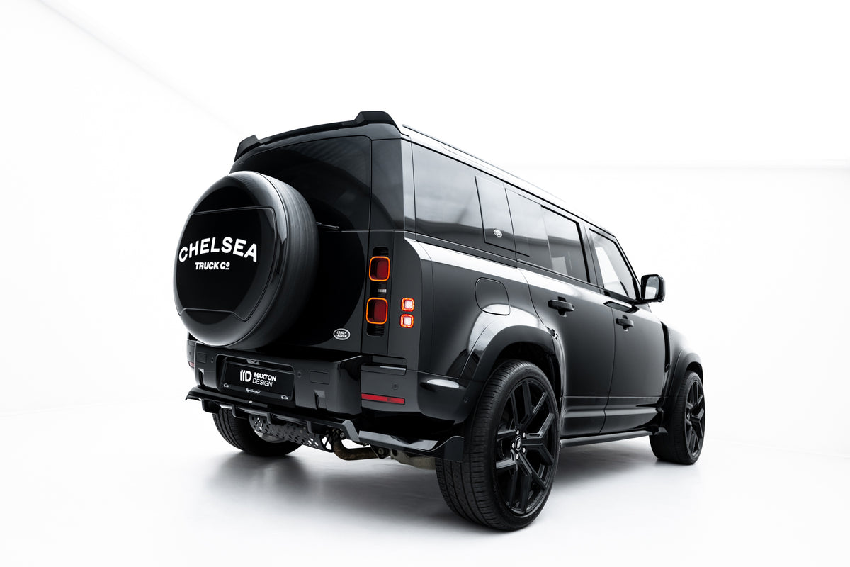 Nærbilde av ribbestruktur på Maxton Design diffuser for Defender MK4