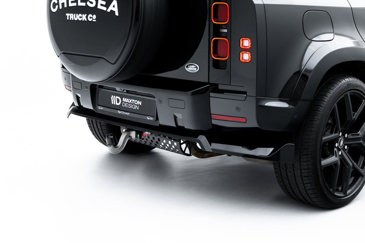 Maxton Design bakre splitter til Defender MK4 med valgfri stripe, detaljbilde