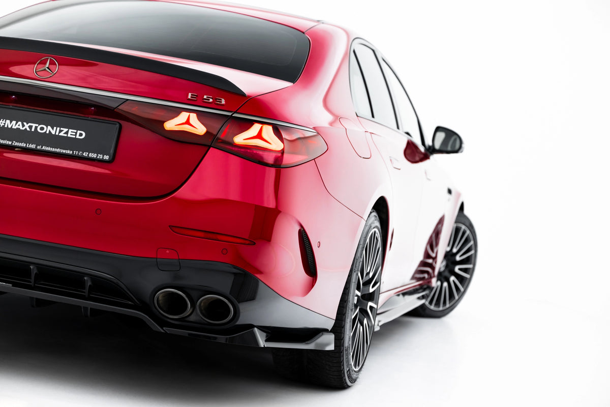 Maxton Design baksplitter montert på Mercedes-AMG E53 Sedan W214