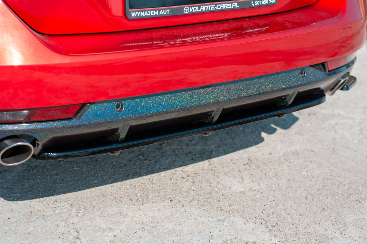 Diffuser med vertikale stenger til Peugeot 508 Mk2 sett bakfra