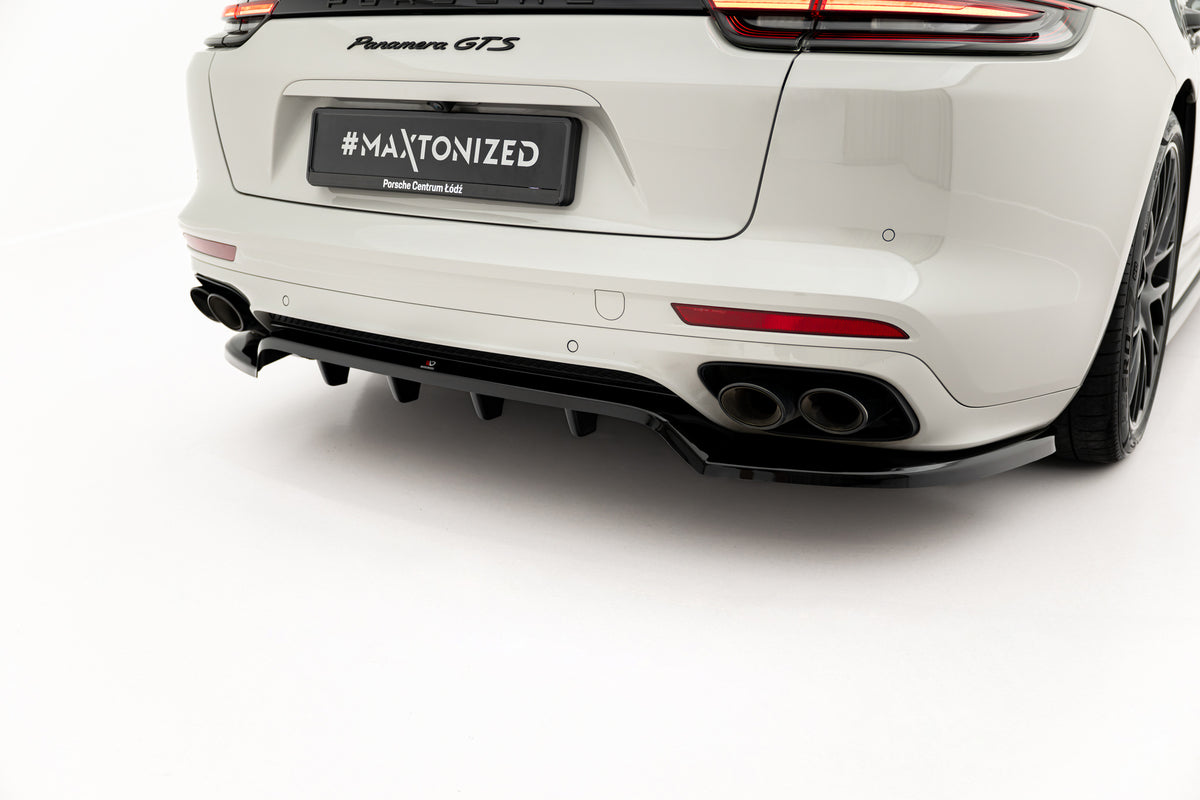 Nærbilde av vertikale stag på baksplitter for Porsche Panamera GTS Sport Turismo