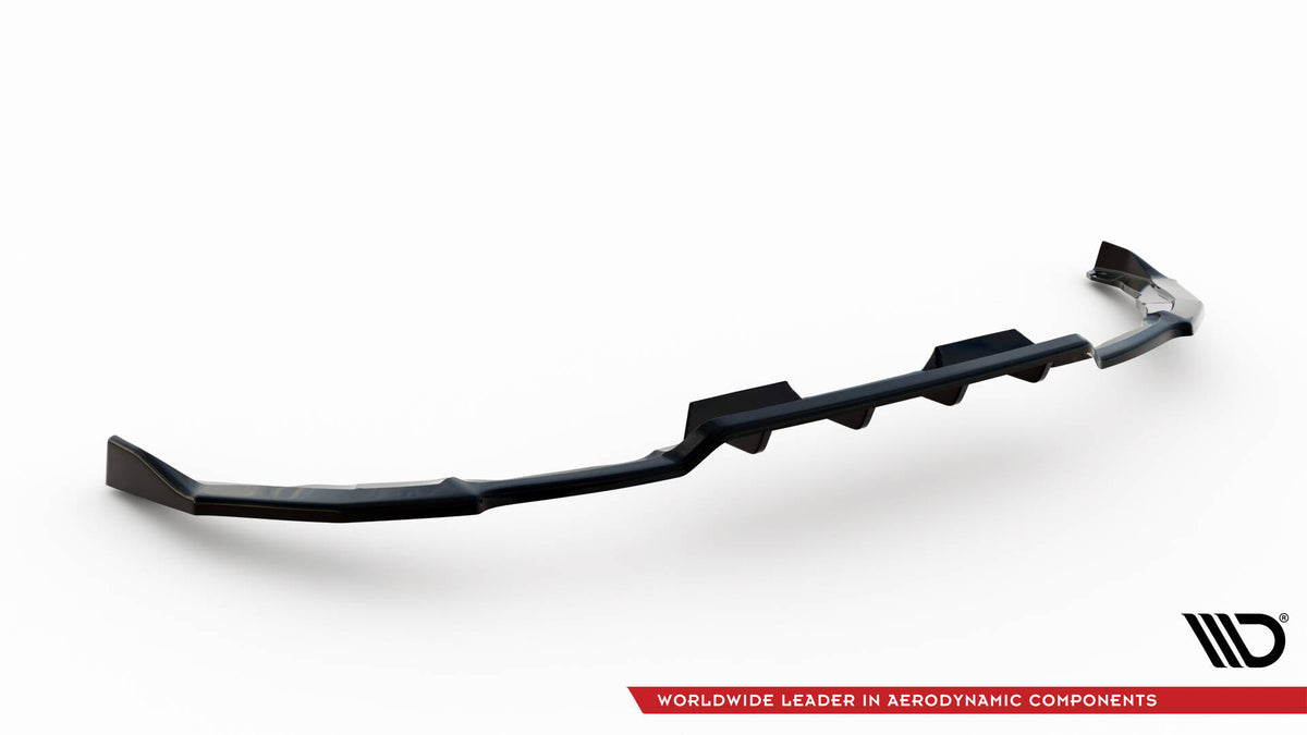 Nærbilde av vertikale stenger og overflatetekstur på bakre diffuser for Toyota Corolla Hatchback MK12