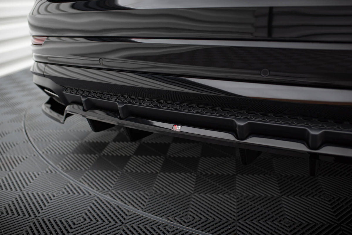 Maxton Design bakre splitter med vertikale stenger for Audi Q8 SQ8 Facelift