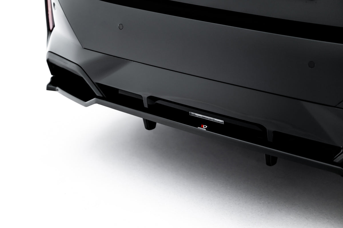 Diffuser BMW I5 G60 M-pakke V.2 Maxton Design – bakvinkel, glanssvart finish