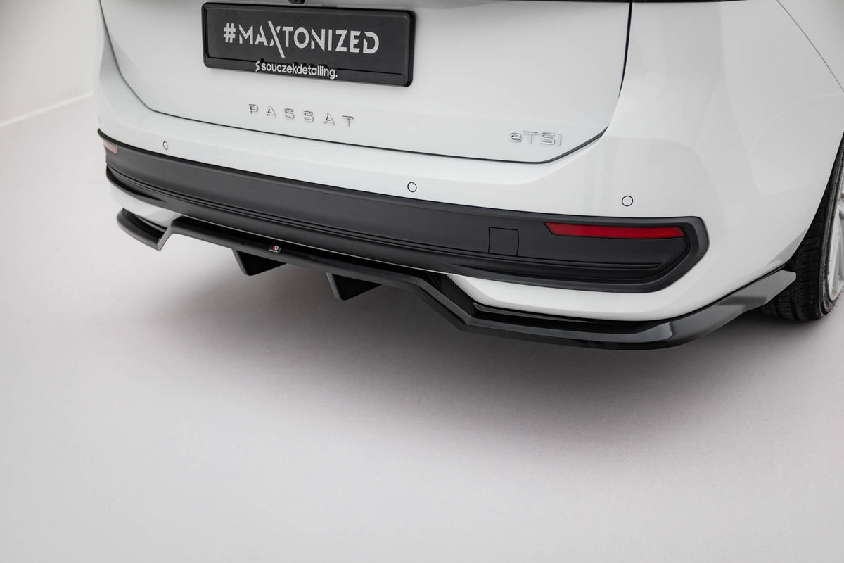 Bakre diffuser med vertikale stenger til VW Passat B9, sett bakfra
