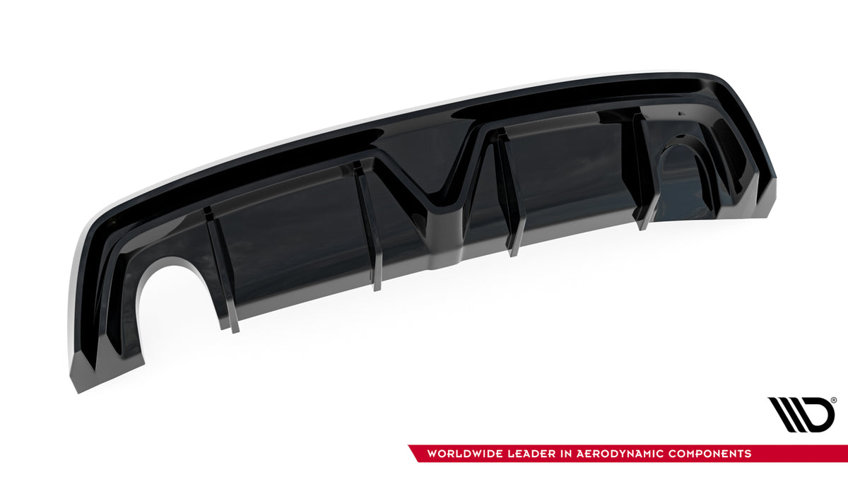 Maxton Design bakre diffuser montert på Alfa Romeo Giulietta, sidevinkel