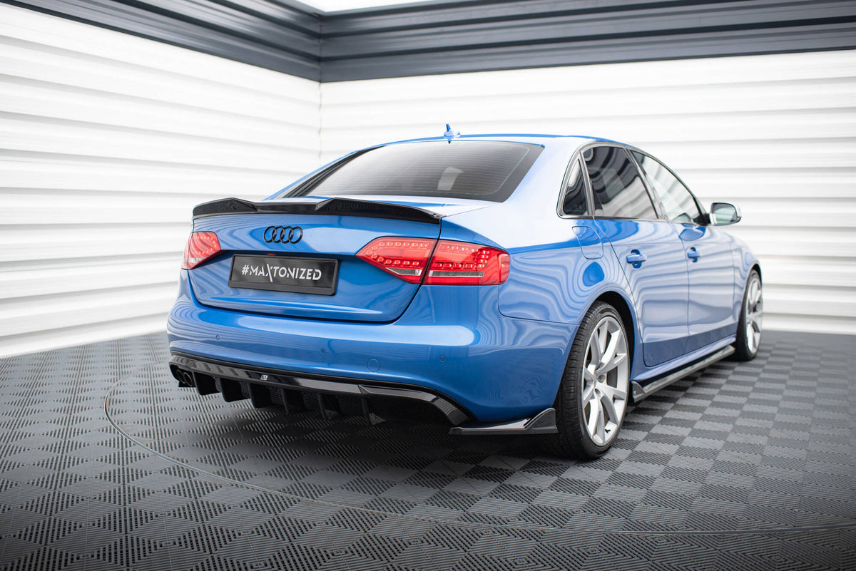 Maxton Design diffuser montert på Audi A4 S-Line B8, skrå vinkel bakfra