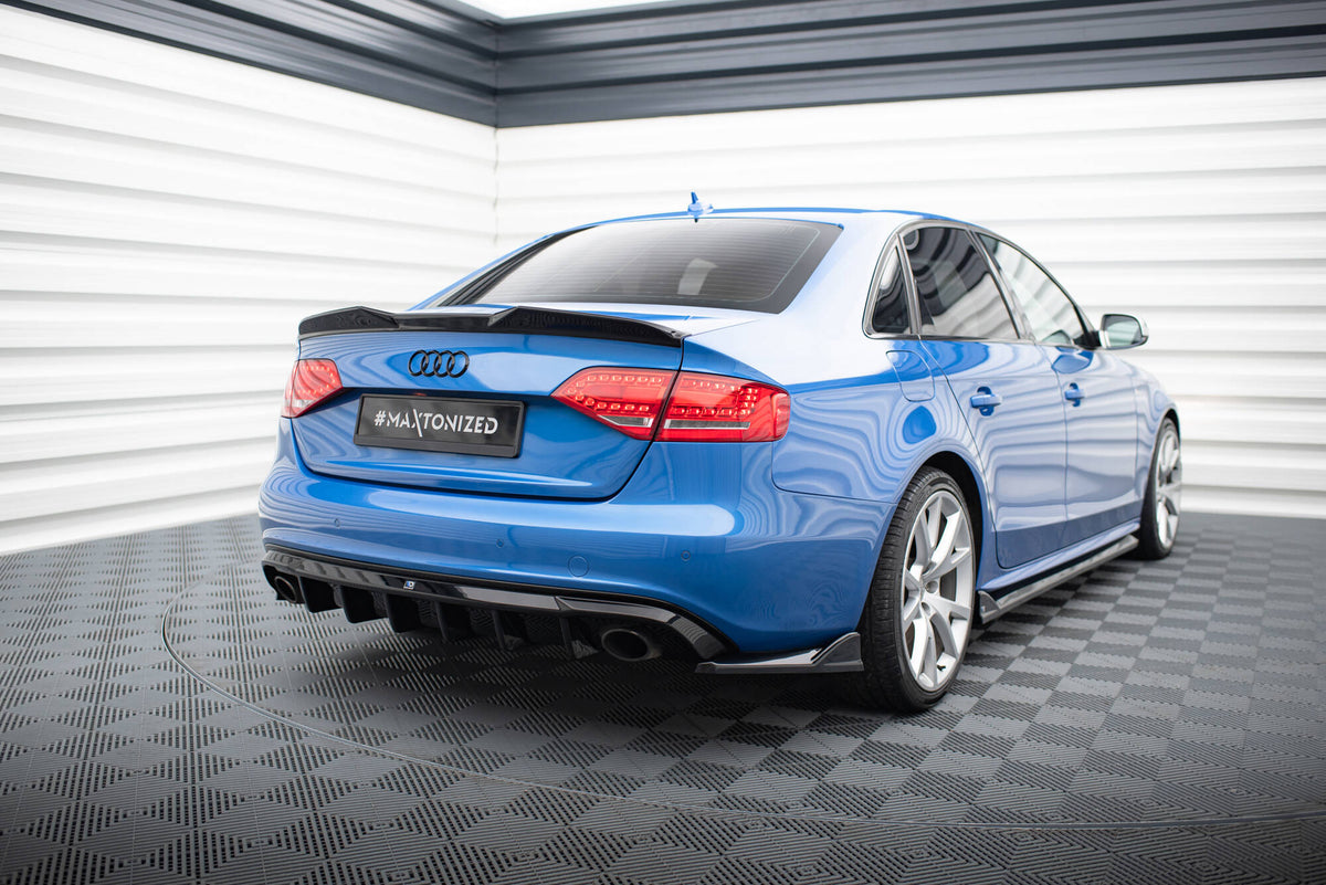 Diffuser Audi A4 S-Line B8 V2 med enkelt eksosutgang på hver side, skrå vinkel