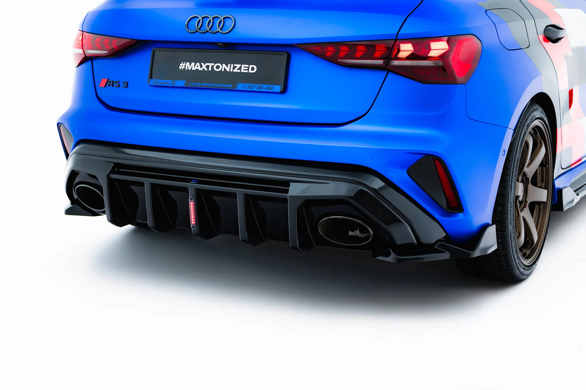 Bakre diffuser til Audi RS3 Sportback 8Y Facelift sett fra siden