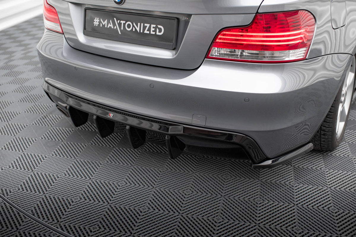 Diffuser til BMW 1-serie E82 M-Pakke montert bakfra