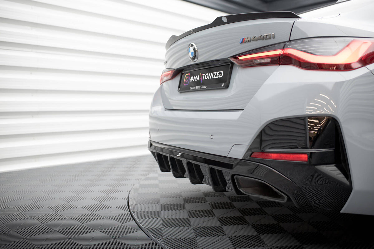 Bakvalance BMW M440i Gran Coupe G26 – visning fra siden