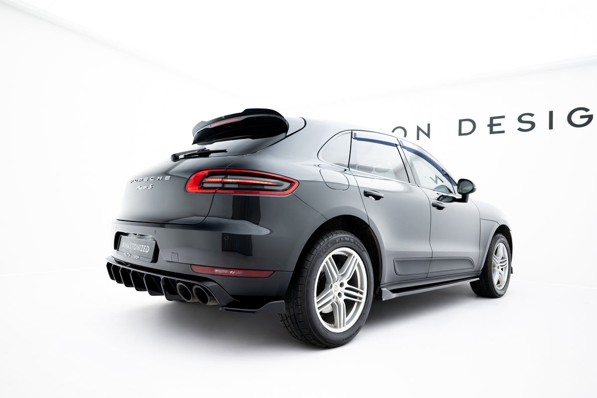 Maxton Design hekkskjørt for Porsche Macan Mk1 sett bakfra