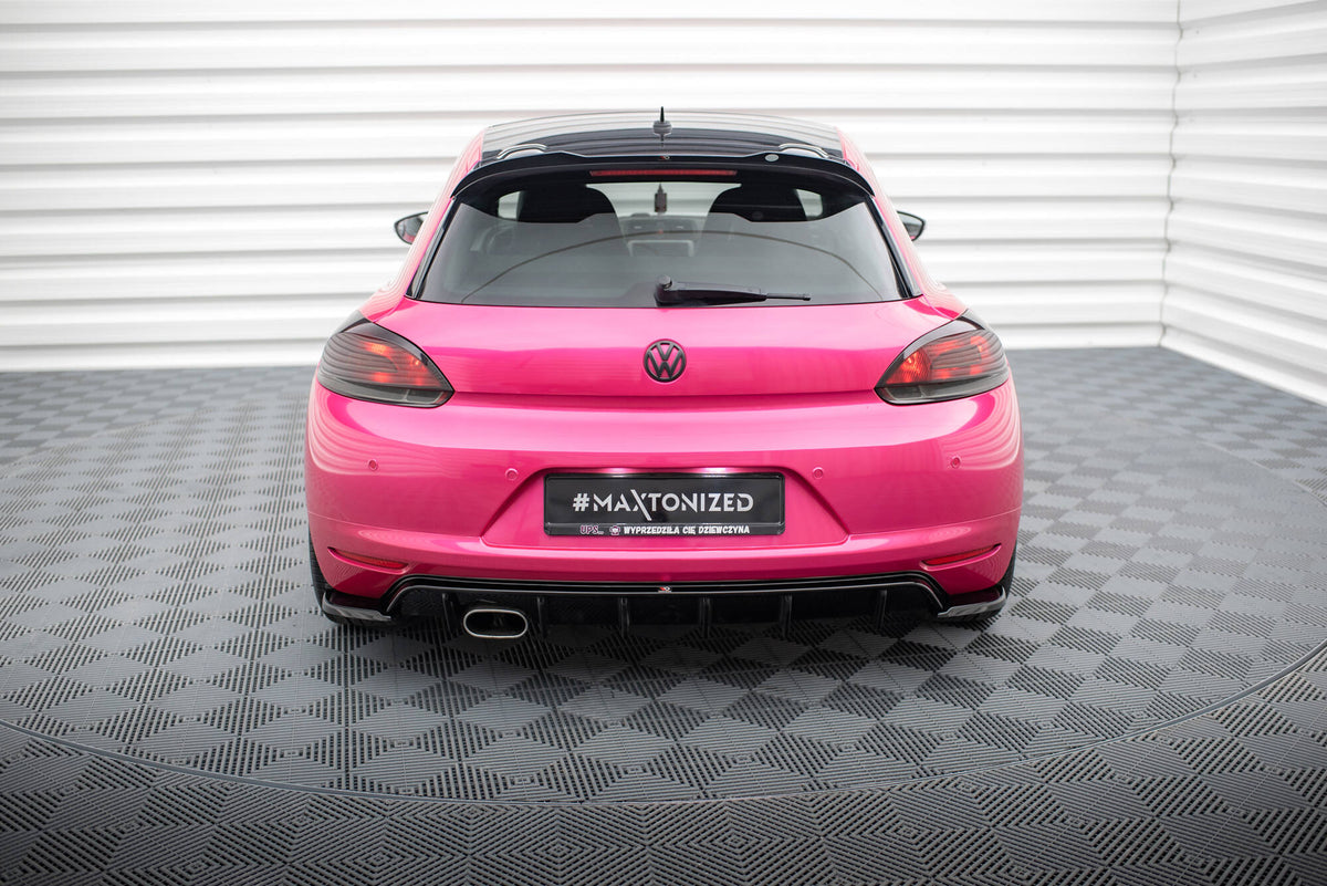 Diffuser V.1 til VW Scirocco MK3 sett bakfra med strukturert svart finish