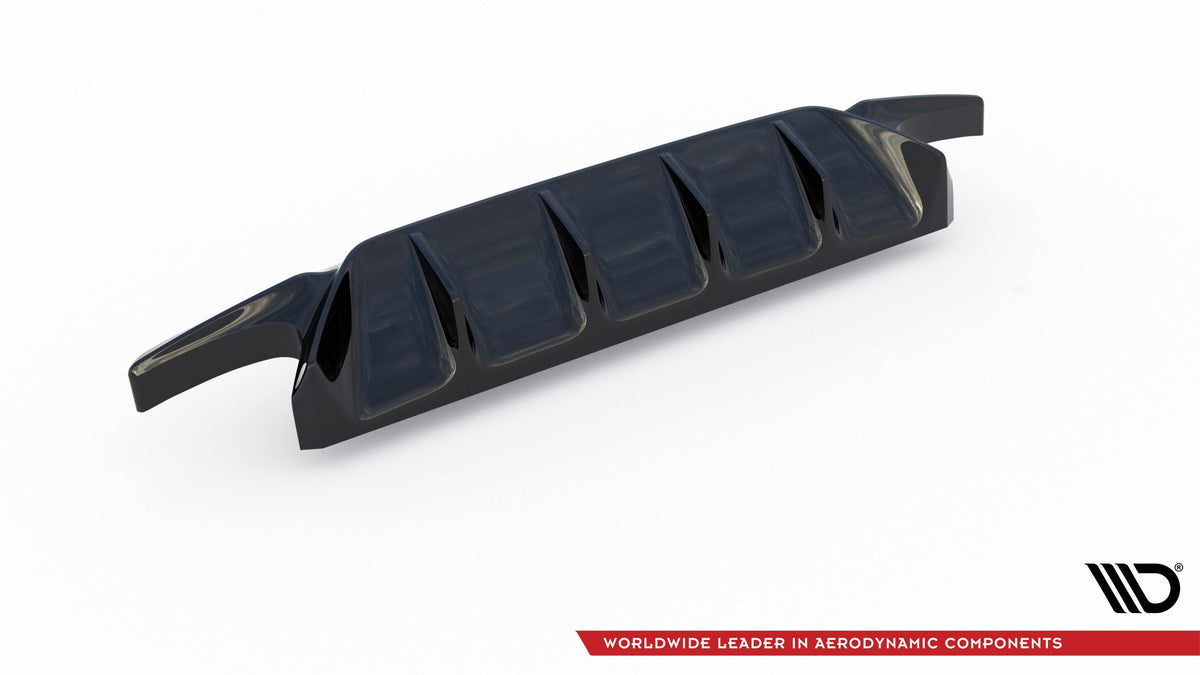 Bakre valance V.2 montert på Ford Focus Hatchback ST MK4 i skrå vinkel