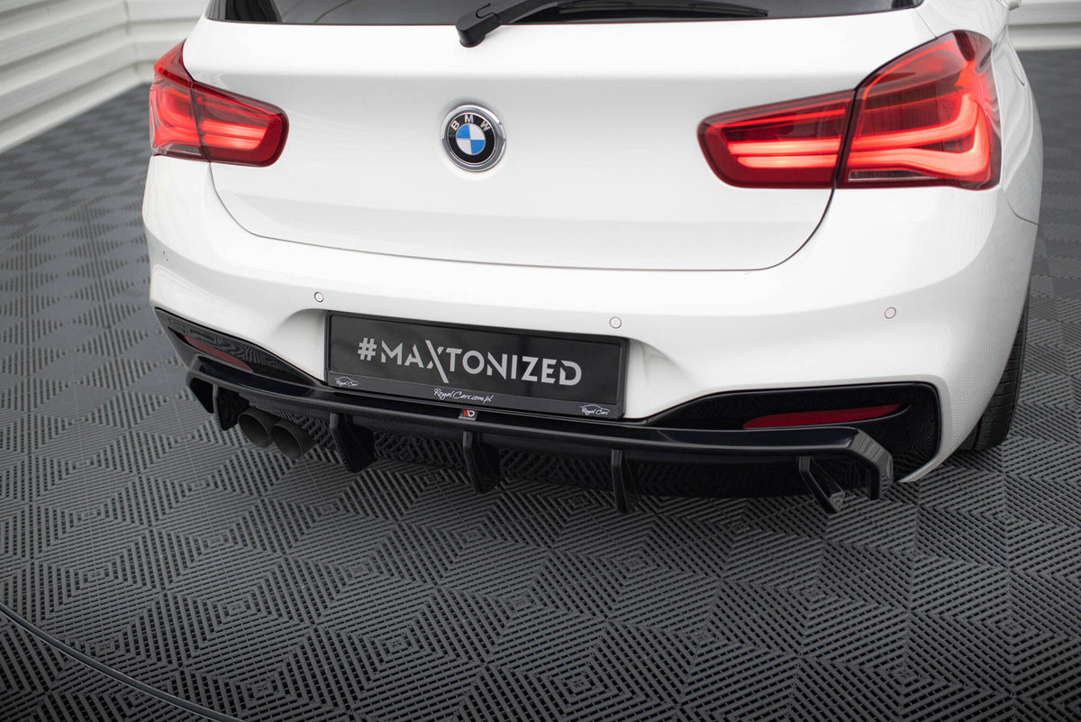 Diffuser BMW 1 M-Pakke F20 Facelift V1 V.3 i sort finish montert under bakstøtfangeren