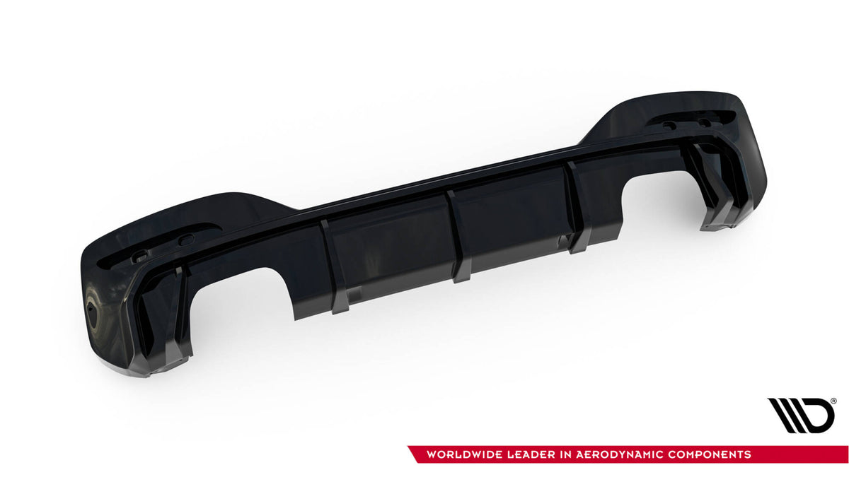 BMW M140i F20 Facelift med diffuser V.3 sett bakfra, sporty utseende i sort utførelse
