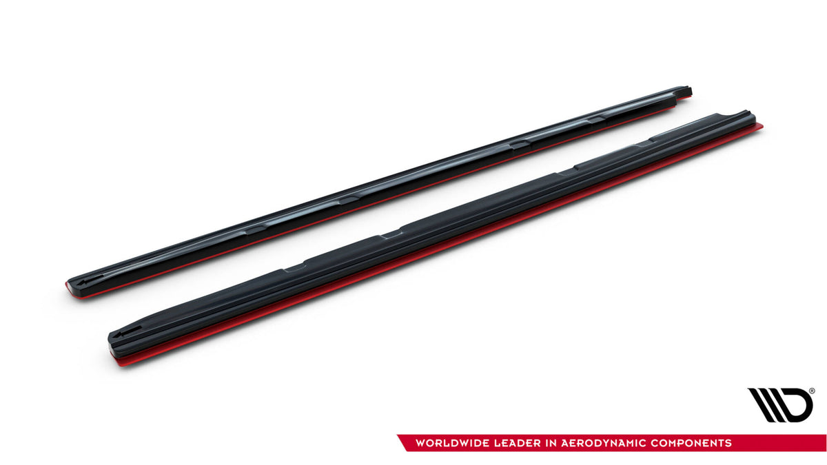 Par med sideskjørt diffusorer for Seat Leon Cupra Facelift lagt side om side