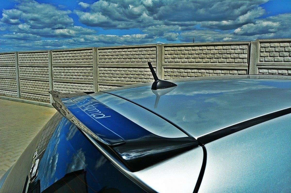 Spoiler BMW 1 E87 M-Performance vist montert
